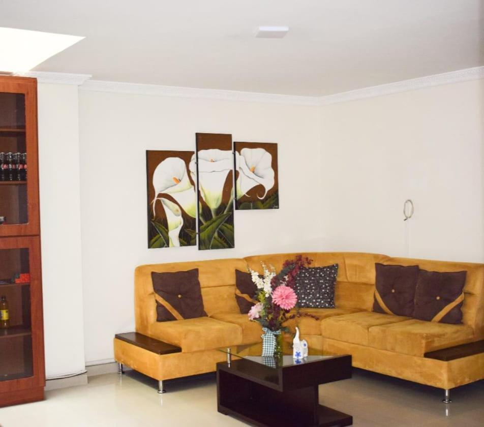 Hotel Sello Dorado ปัสโต ภายนอก รูปภาพ