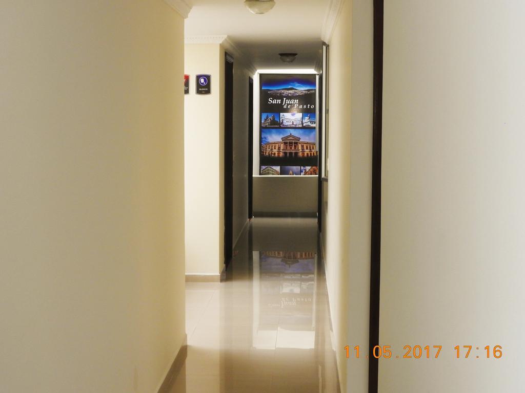 Hotel Sello Dorado ปัสโต ภายนอก รูปภาพ